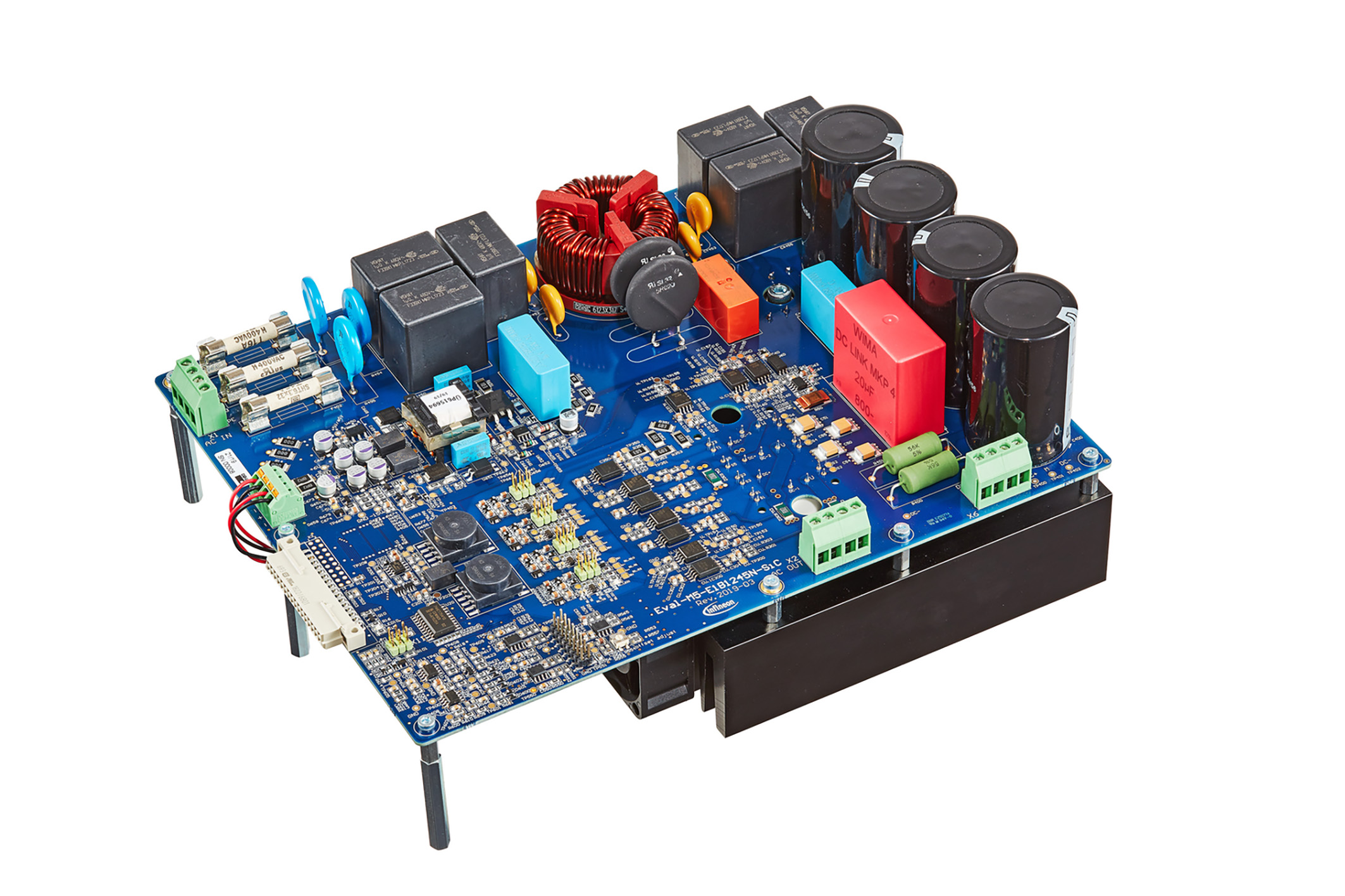 CoolSiC™ MOSFET evaluation board for motor drives up to 7.5 kW CoolSiC™ MOSFET evaluation board for motor drives up to 7.5 kW