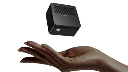 World’s Smallest Intel mini PC has an Intel Celeron N4100 Processor, 6GB LPDDR4 RAM and 128GB ROM