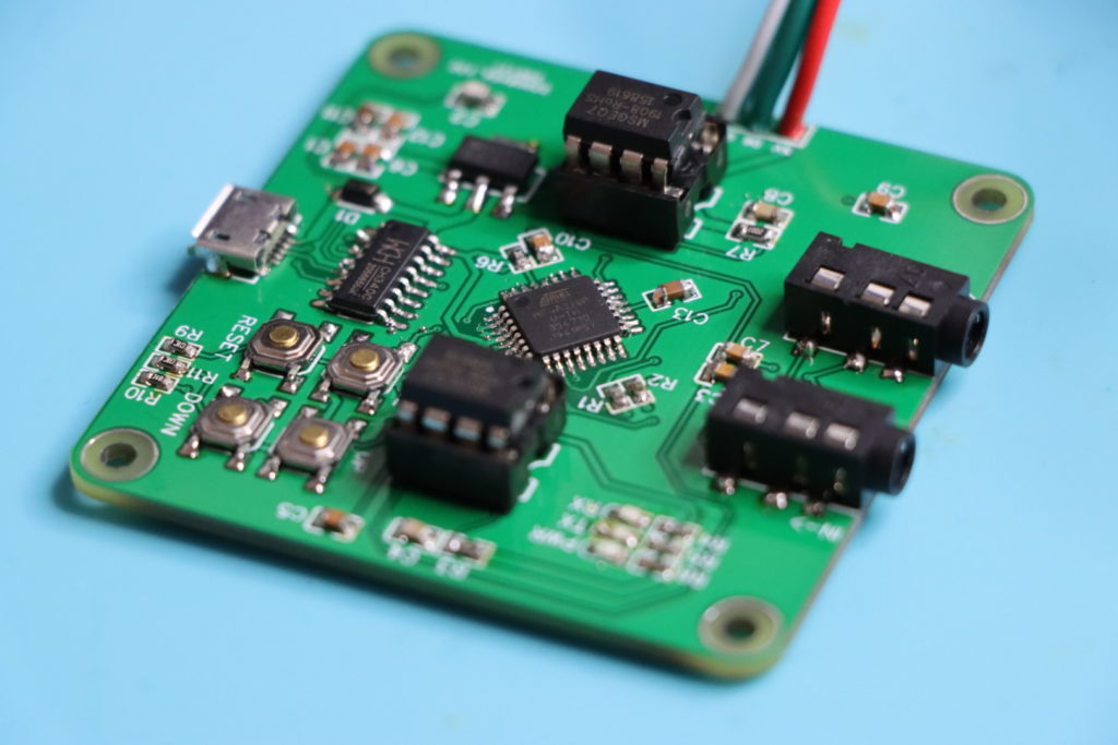 New Arduino-compatible Music Visualizer board based on ATmega328p-au makes music really beautiful New Arduino-compatible Music Visualizer board based on ATmega328p-au makes music really beautiful