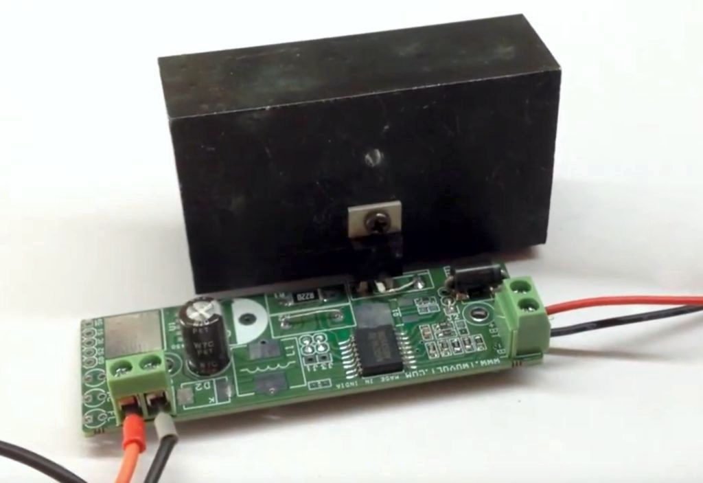 Lead acid battery charger circuit