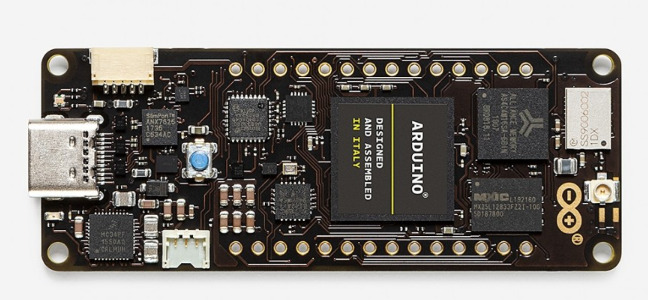 Arduino Portenta H7 Features STM32H747 and High Performance Dual CORE