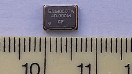 Euroquartz EQXO-75UIE Extended Industrial Temperature Ruggedized High-Reliability Oscillator