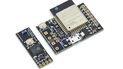 Pixelblaze is an ESP32 based Programmable LED Controller with High Computing Power and Web-based Live Editor