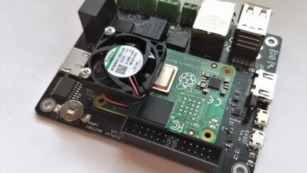 This Compute Module 4 Hunter is set to challenge Official CM4 Carrier Board