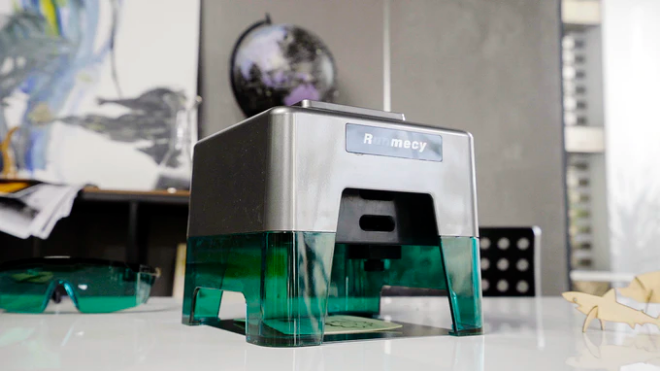 Runmecy, A Compact Laser Engraver And Cutter