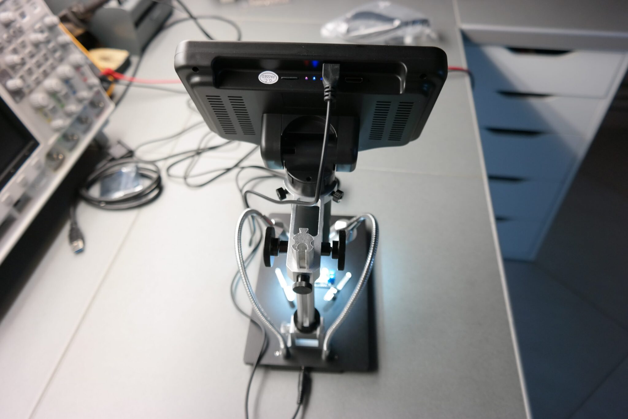 Andonstar AD407 HDMI Digital USB Microscope Review