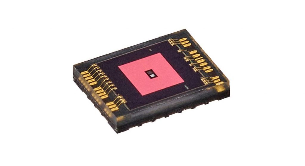 AS7038RB Biosensor Solution with Embedded ECG Channel
