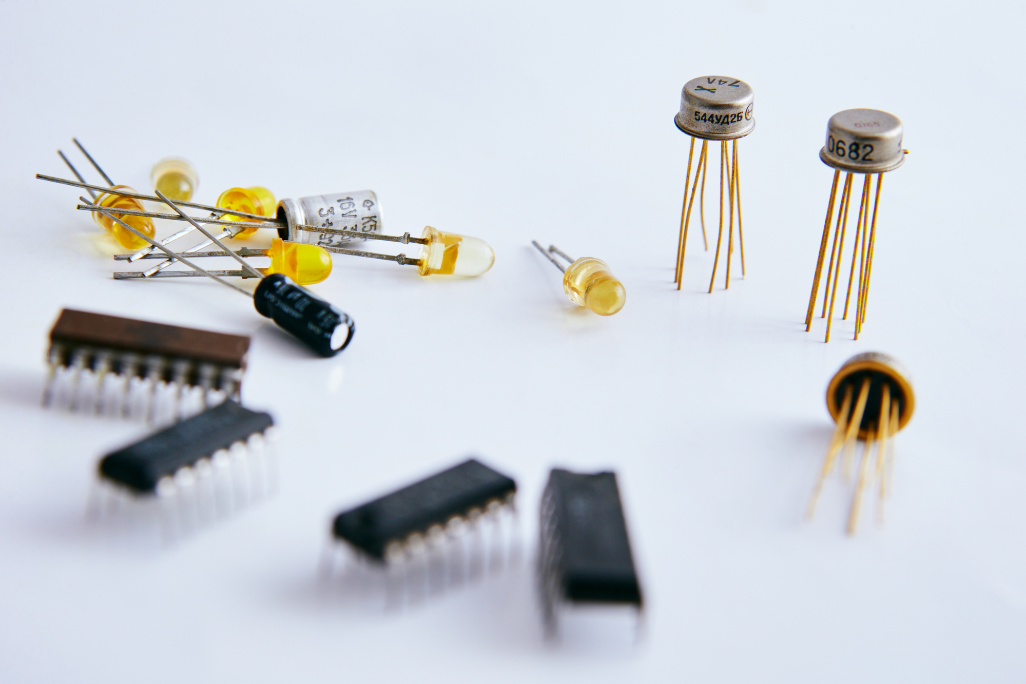 20 Common Electronics Components You Should have in your Electronics Lab