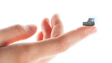 TriLite demos world’s smallest projection display powered by Infineon’s 2D MEMS mirror