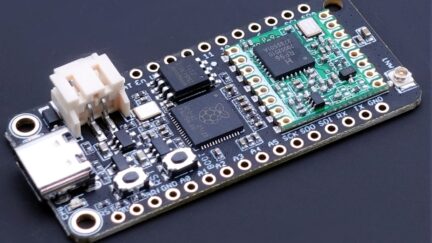 Feather-sized Challenger RP2040 LoRa with improved wireless connectivity