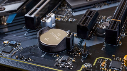 Battery on a motherboard – Choosing the right one