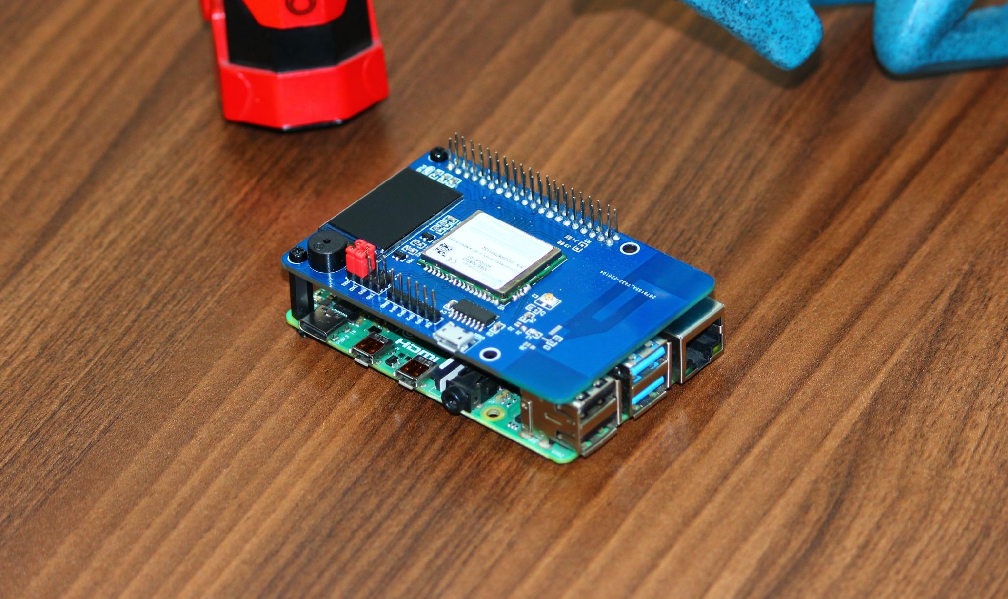 SB Component Ltd Unveils UHF HAT for Raspberry Pi with a 1.14-inch LCD Display SB Component Ltd Unveils UHF HAT for Raspberry Pi with a 1.14-inch LCD Display
