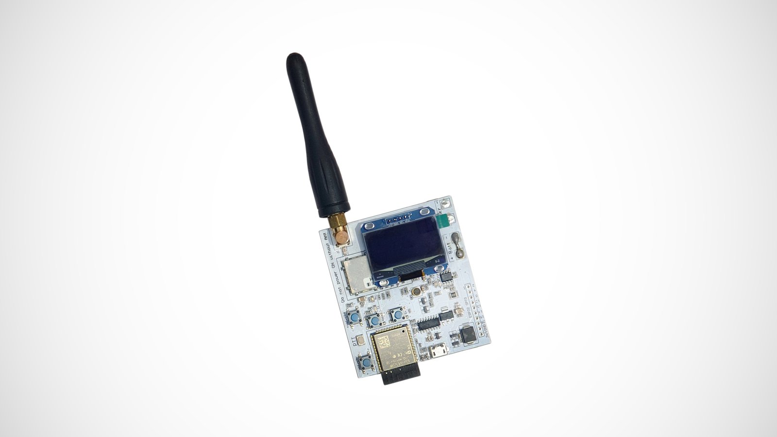 SOCORAD32 is a new ESP32 powered walkie-talkie