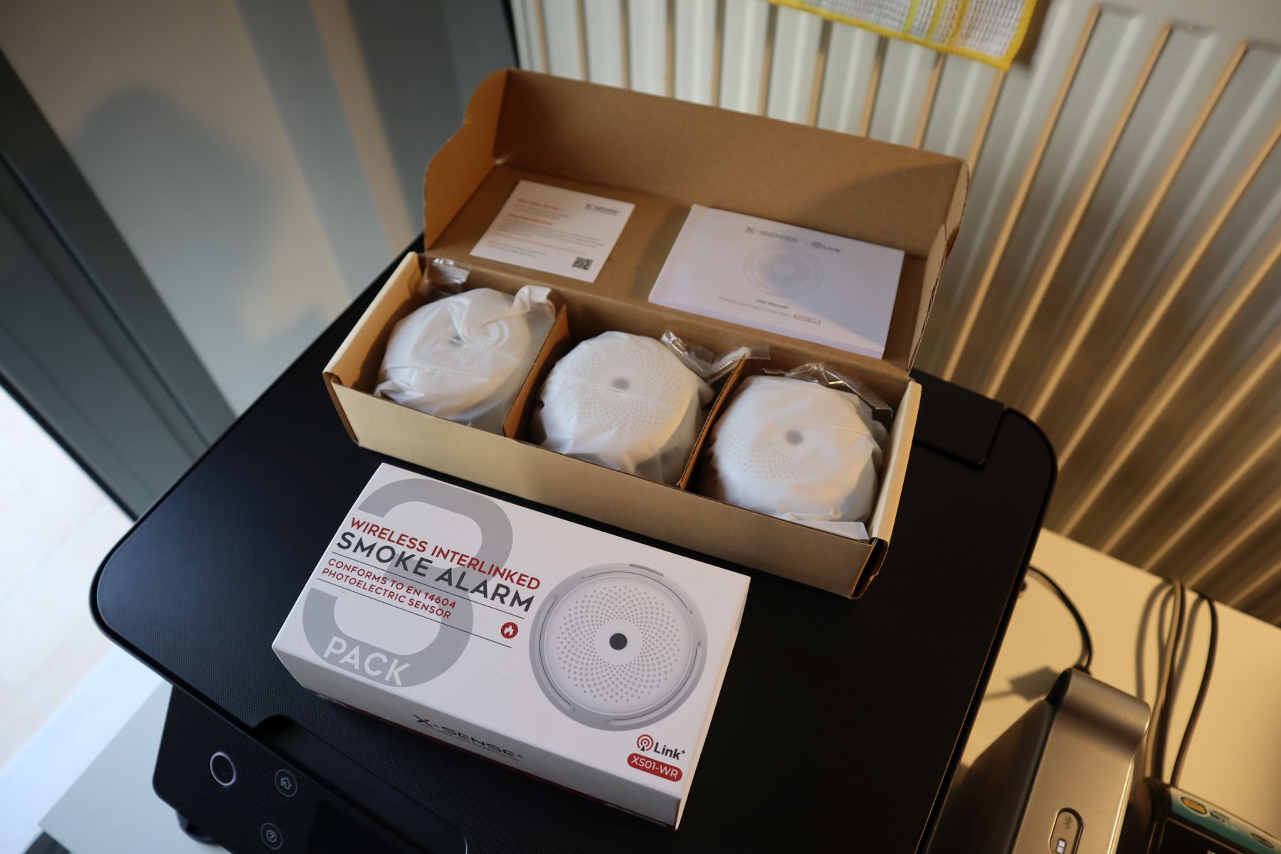 X-Sense Wireless Interconnected Smoke Detector Fire Alarm with Over 820  feet Transmission Range, XS01-WR Link+ 