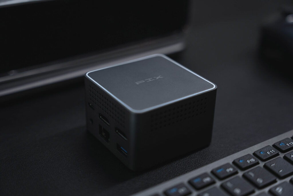 PIX NII mini PC with powerful dual 4K HDMI video stream through Wi-Fi 6 connectivity