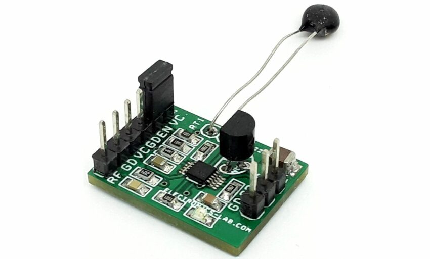 Thermistor Signal Amplifier for Thermoelectric Cooler using INA330