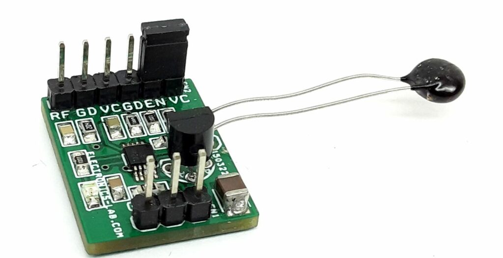 Thermistor Signal Amplifier for Thermoelectric Cooler using INA330