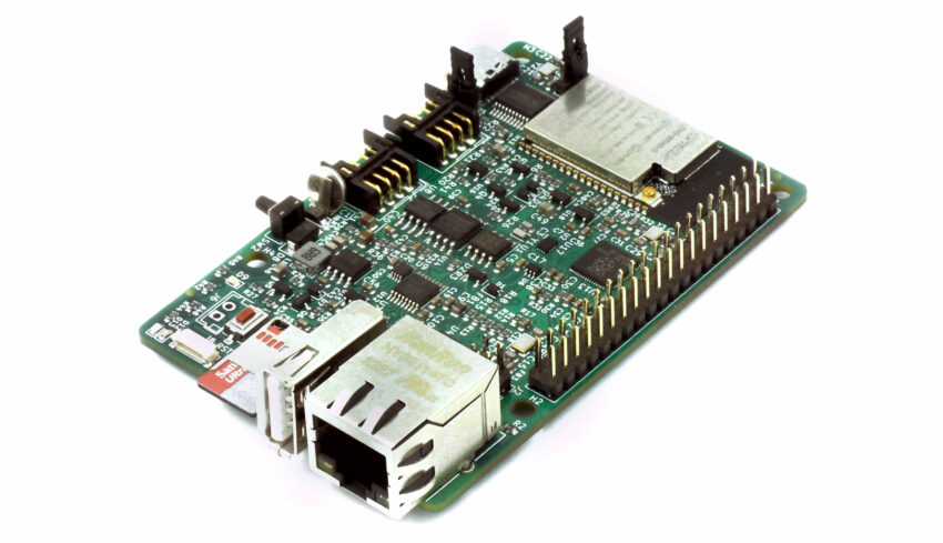 EsPiFF Brings Out Best of Both ESP32 and RP2040 in a Single Package EsPiFF Brings Out Best of Both ESP32 and RP2040 in a Single Package