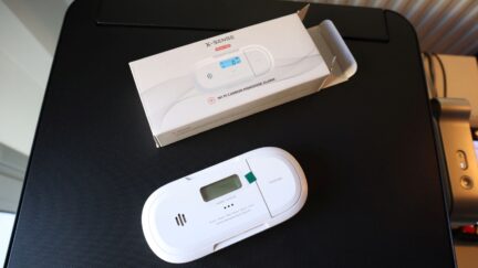 Detect Carbon Monoxide using a Smart X-Sense Home Security App