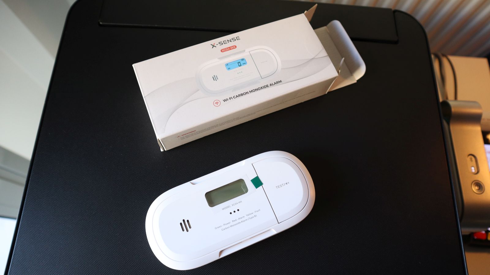 Detect Carbon Monoxide using a Smart X-Sense Home Security App