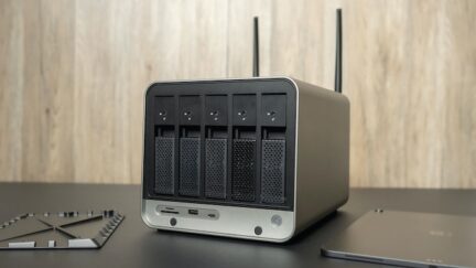 Storaxa Offers Home Cloud Storage with Remote Access NAS