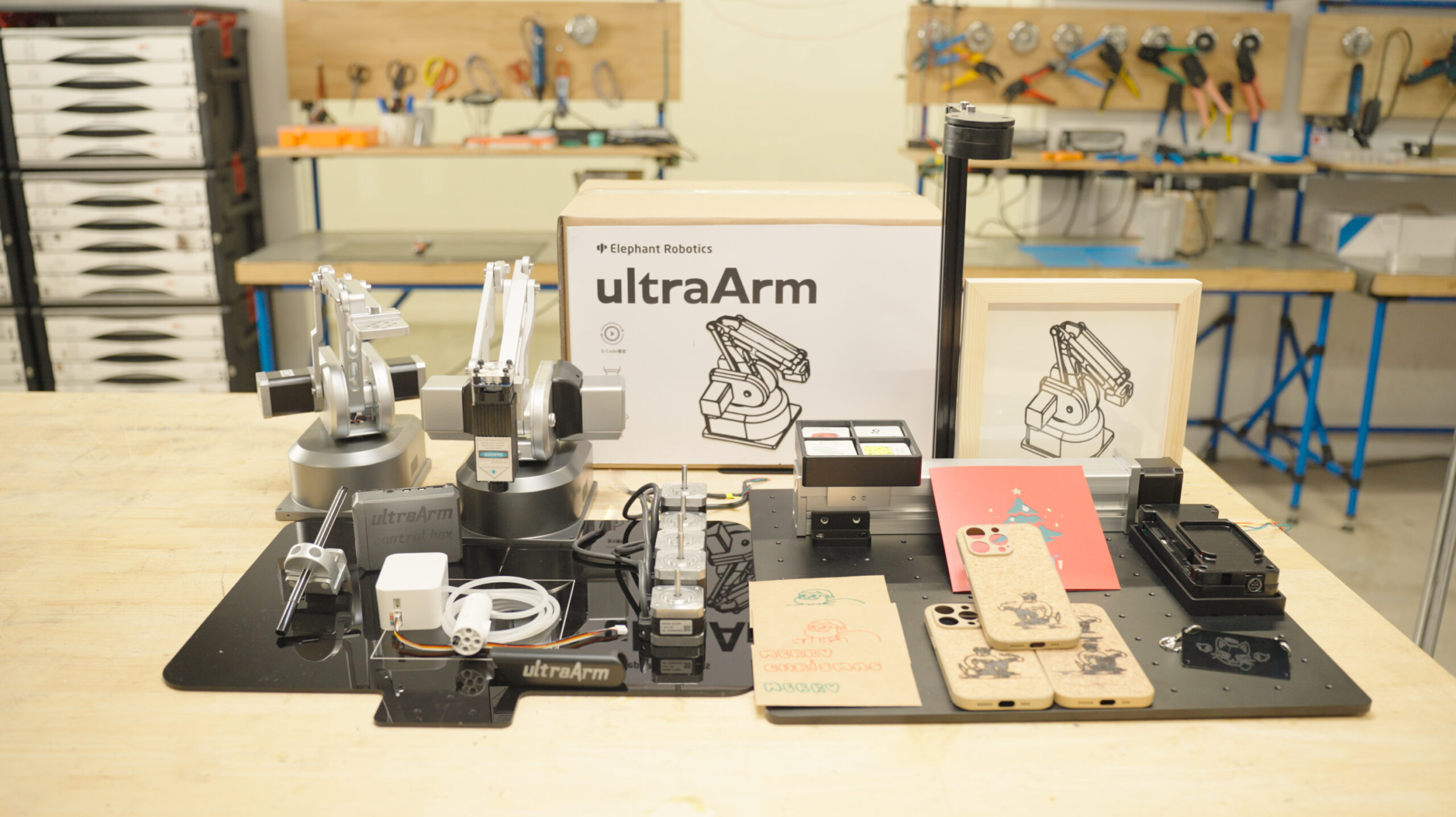 Learn how! Robotic ultraArm P340 by Arduino sketches, engraves, and grabs