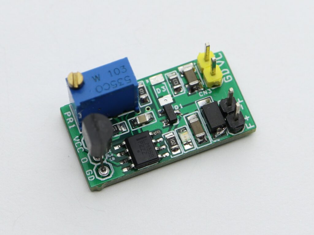 Cooling Fan Controller Using Temperature Sensor LM35