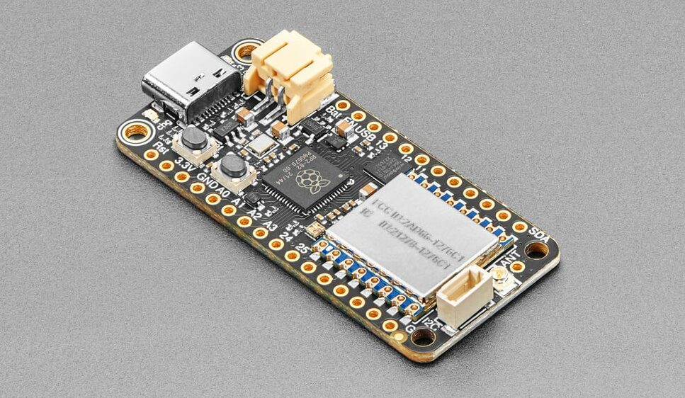 Adafruit Feather RP2040 with RFM95 LoRa Adafruit Feather RP2040 with RFM95 LoRa