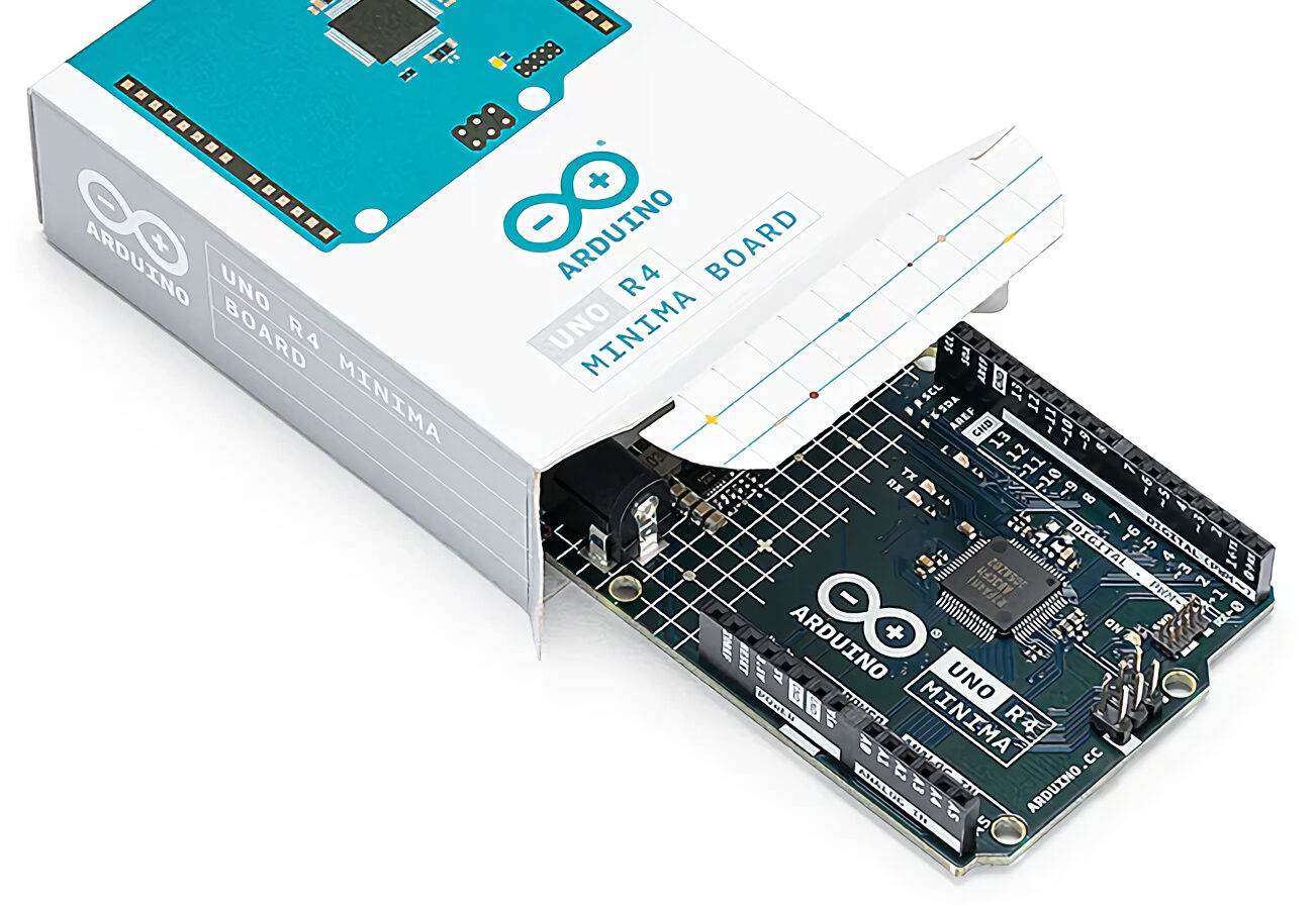 Arduino Uno R4 Minima and R4 WiFi - A Generational Upgrade