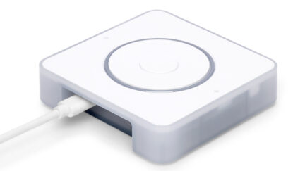 Affordable Open-Source Voice Assistant for Smart Homes- An Affordable Open-Source Hardware for Smart Homes with Cloud Option