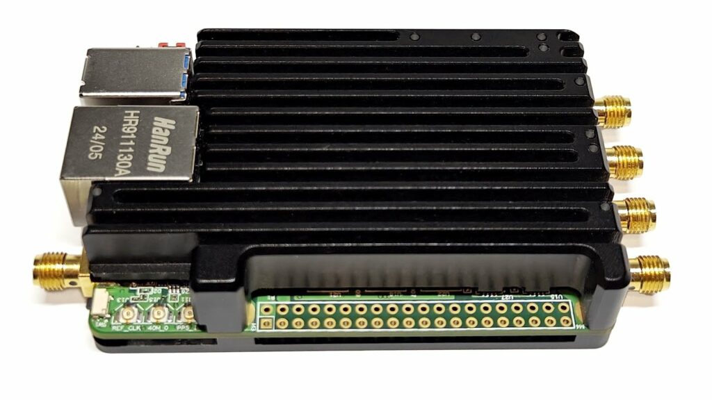 SignalSDR Pro: Compact SDR Platform with AD9361 RF Transceiver and AMD Zynq 7020 SoC SignalSDR Pro: Compact SDR Platform with AD9361 RF Transceiver and AMD Zynq 7020 SoC
