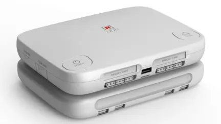 Retro Remake Launches SuperStation ONE Cyclone V FPGA-Based Gaming Console with MiSTer Support