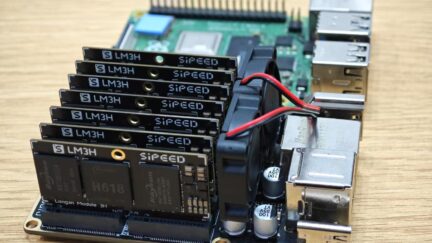Sipeed NanoCluster: Compact Multi-SOM Computing Platform with RISC-V Gigabit Ethernet Switch and PoE Support