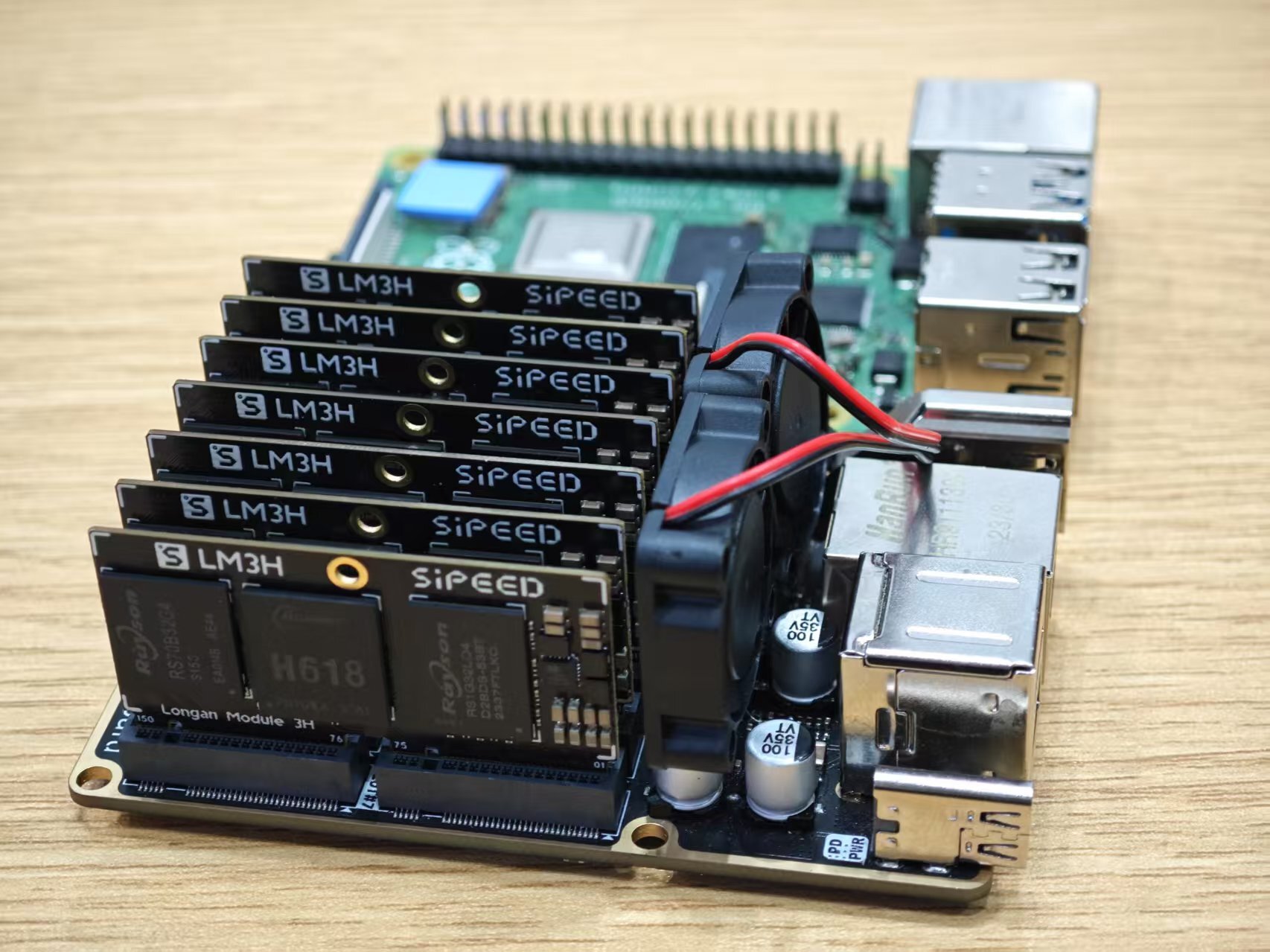 Sipeed NanoCluster: Compact Multi-SOM Computing Platform with RISC-V Gigabit Ethernet Switch and PoE Support