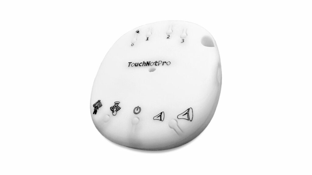 TouchNot Pro smart tag equipped with multiple sensors and an ear-splitting alarm offers a subscription-free cloud service TouchNot Pro smart tag equipped with multiple sensors and an ear-splitting alarm offers a subscription-free cloud service
