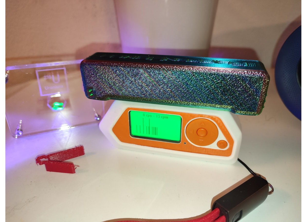 FlippenHeimer Turns Flipper Zero into an Ultra-Compact Geiger Counter Module