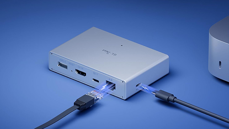 GL.iNet Comet PoE インターネット経由KVM制御 eMMC内蔵 Remote KVM device with PoE, 32GB storage, secure 4K management.