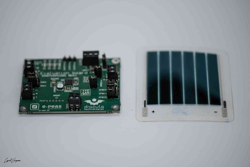 Dracula Technologies’ evaluation kit with a PMIC and OPV module