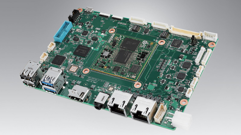 Advantech MIO-5355 QCS6490 or QCS5430 3.5-inch SBC