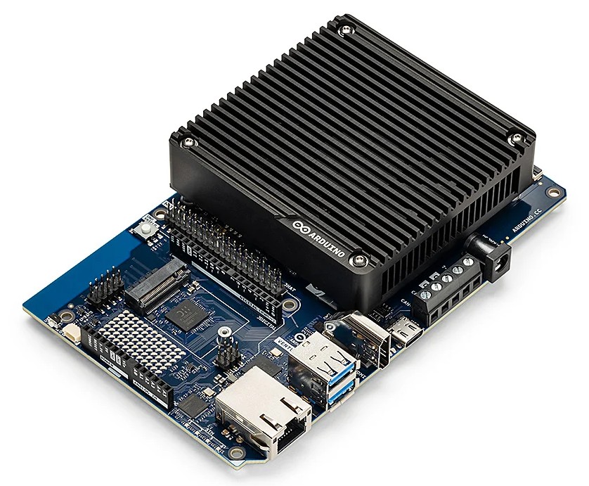 Arduino VENTUNO Q front side