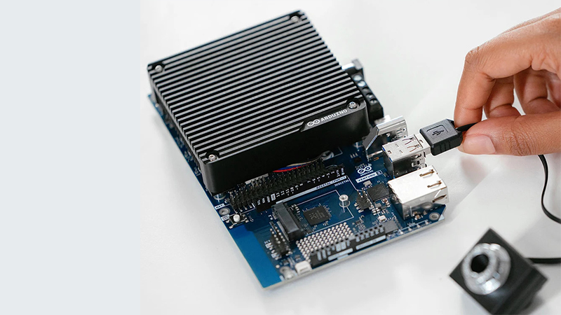 Arduino VENTUNO Q